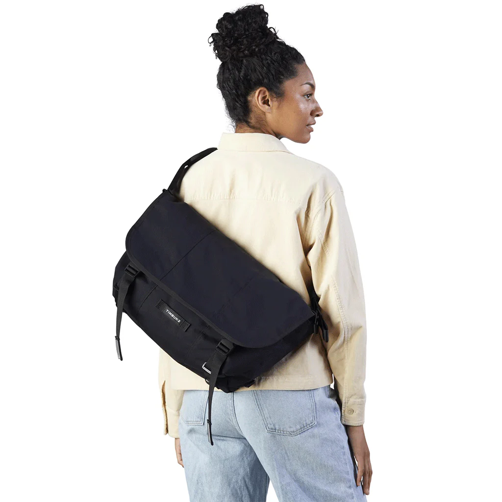 Timbuk2 Jet Black Flight Classic Messenger Bag - Medium - Image 4