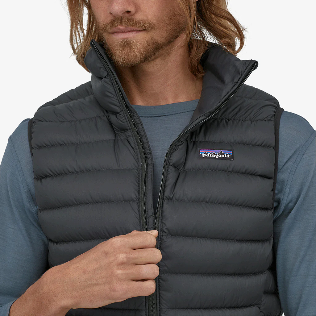 Patagonia Men's Black Down Sweater Vest - Image 4