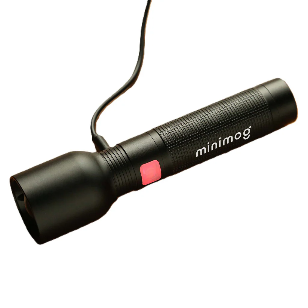 Beacon Black reNew Extreme Rechargeable Zoom Flashlight - Image 3
